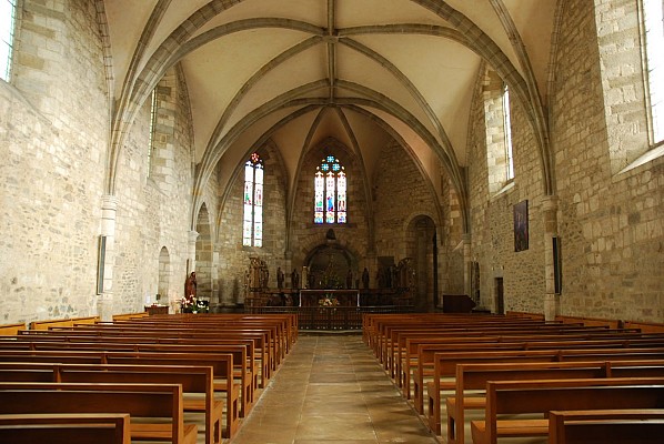 Maurs, Cité médiévale
