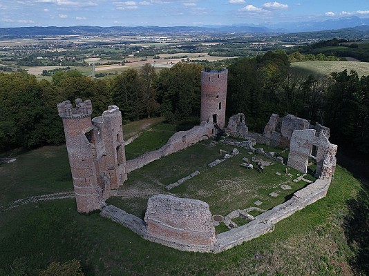 Château Médiéval de Bressieux