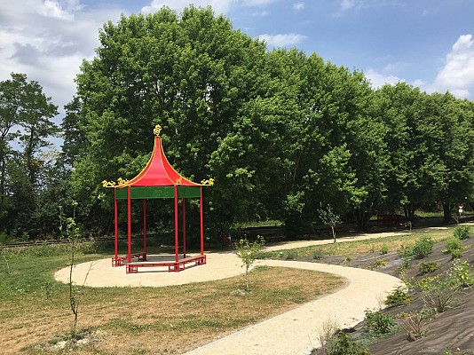 Square du Dragon