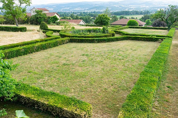 Château de Chalain-d'Uzore