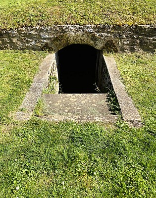 Site de l'ancien camp d'internement de nomades à Montreuil-Bellay