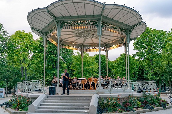 Kiosque à musique de la source de l'Hôpital