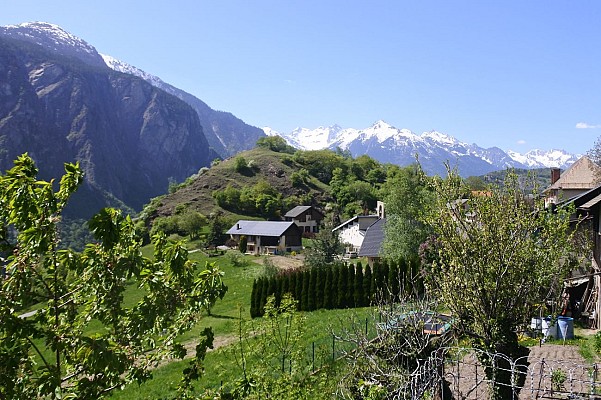 Le Châtel