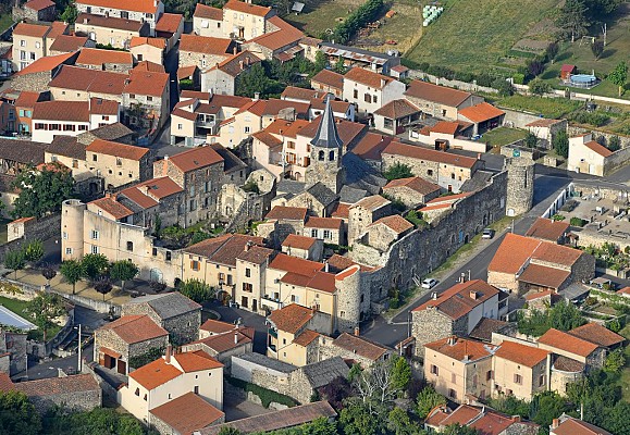 Fort villageois de Mareugheol