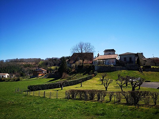 Le Rouget-Pers
