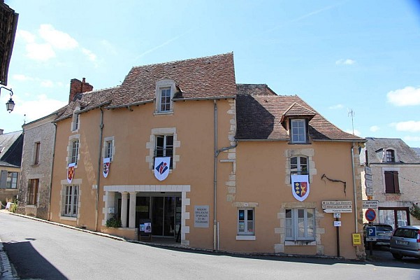 Office de Tourisme Entrée rue du Four Banal
