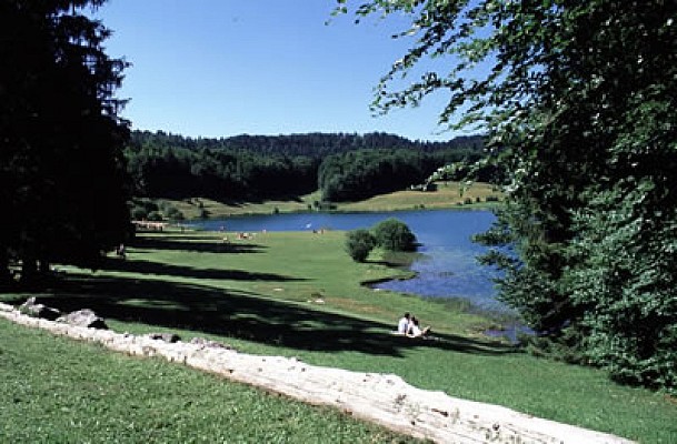 Baignade au lac Genin