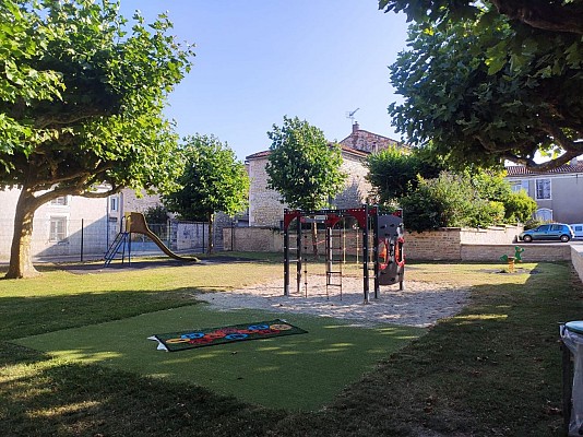Sentier des moulins - Aigre