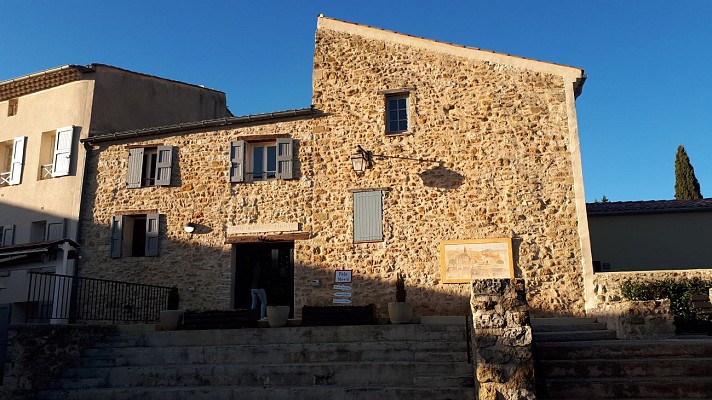 Commune de Cruis