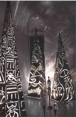 Pyramides d'acier