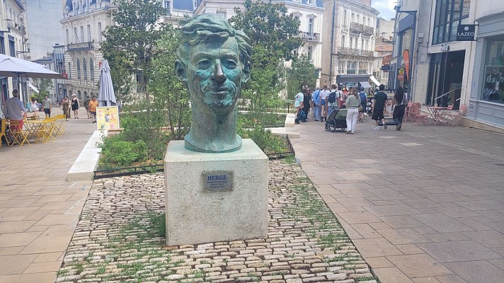 Buste Hergé