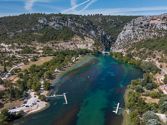Plage de Montmeyan au Lac de Quinson
