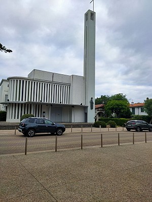 Eglise Notre-Dame-des-FLots
