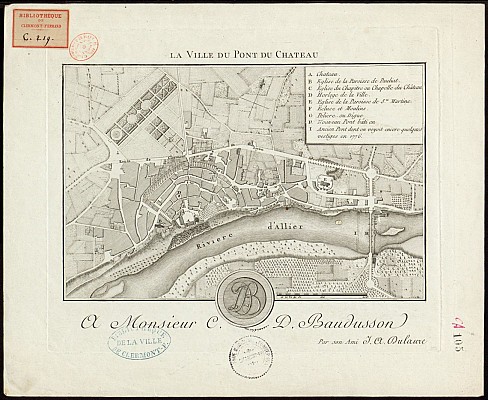 Vestiges de l'enceinte fortifiée à Pont-du-Château | Pays d'Art et d'Histoire