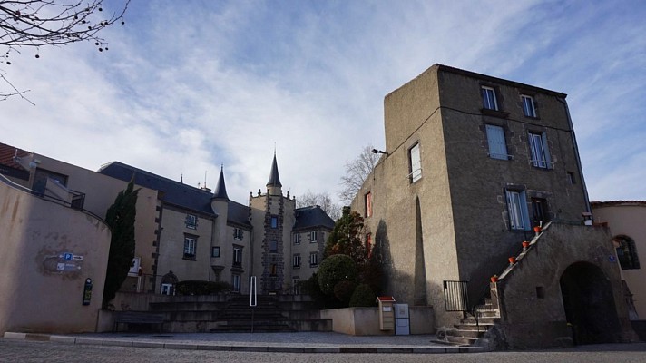 Château-Mairie de Pérignat-lès-Sarliève | Pays d'Art et d'Histoire