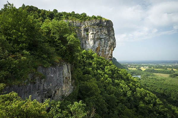 Hières-sur-Amby