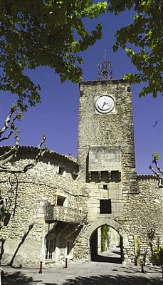 R11 Entre Vignes Lavandes et Truffières