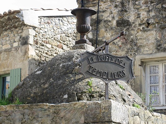 Le Puits des Templiers