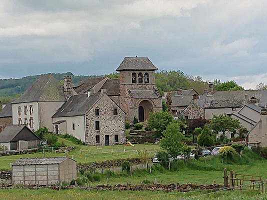 Église Saint-Victor et Sainte Madeleine de Chastel Marlhac
