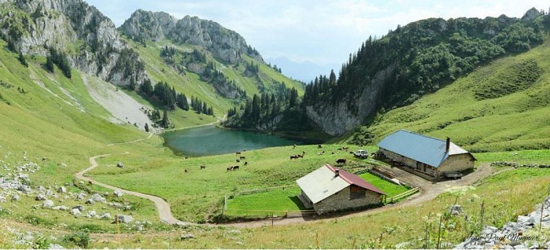 Lac d'Arvouin