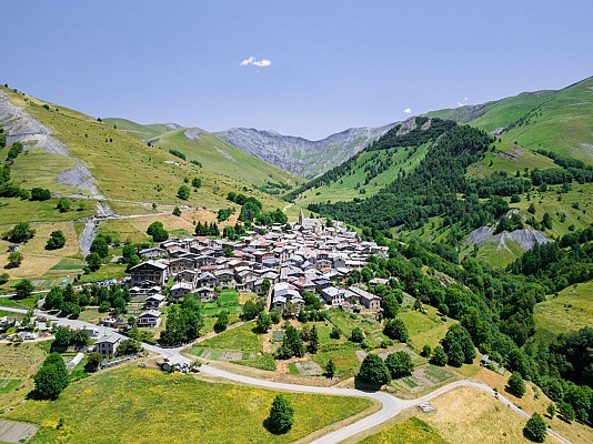 Le village de Besse-en-Oisans