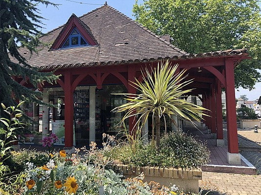 office-de-tourisme-côté-massif-fleurs
