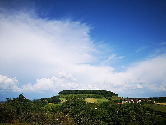 Saint-Santin, le village double