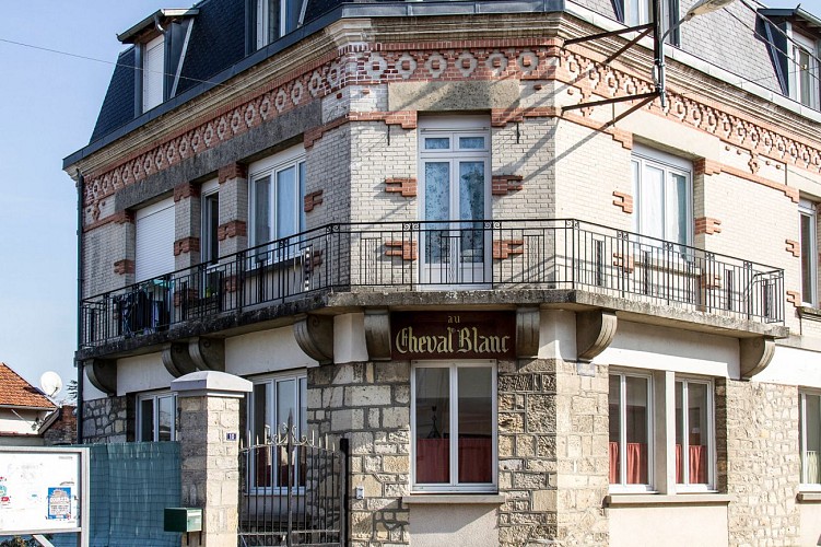 L'Hôtel du Cheval Blanc
