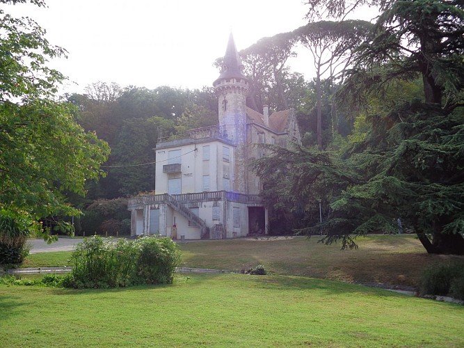 Château du parc Ledoux