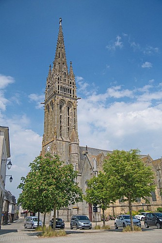 La basilique Notre-Dame-de-La-Guerche