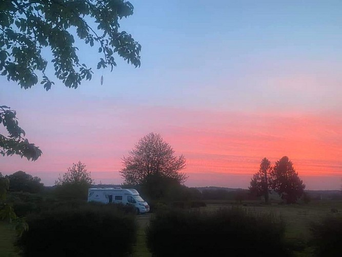 FB_IMG_1651436196535