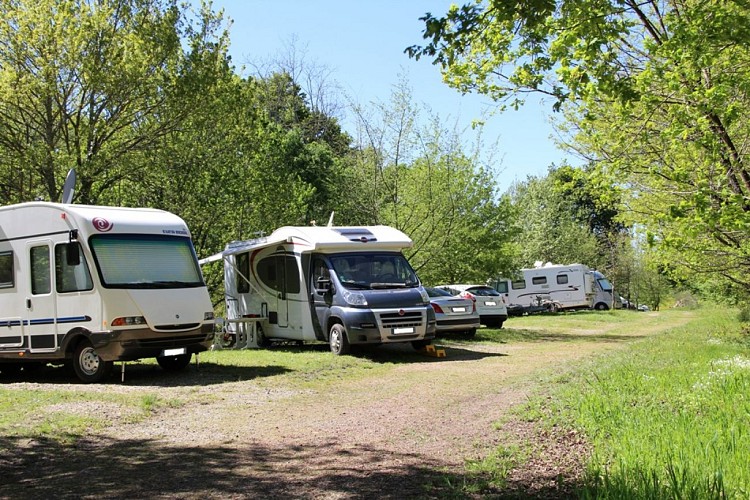 Aire naturelle camping-car Coumet ok