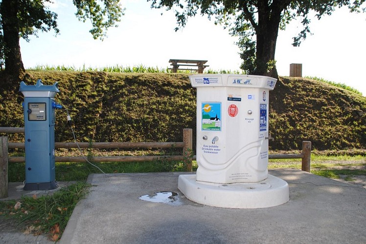 Mugron aire services - Bornes eau électricité