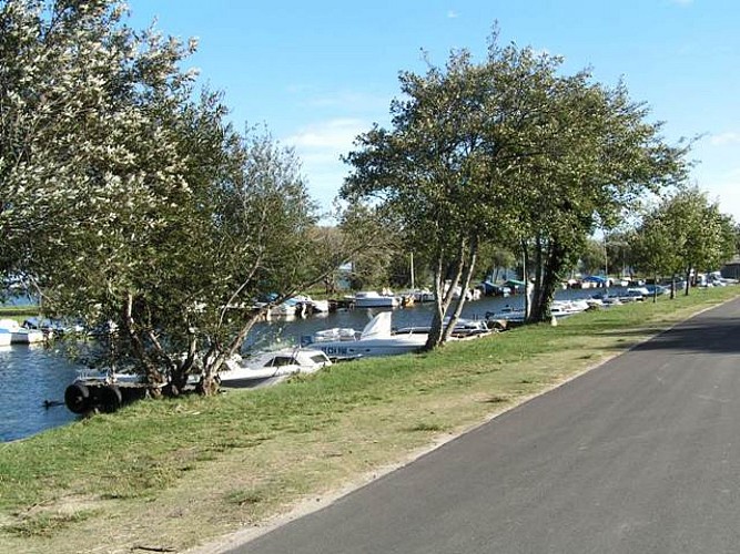 Aire de camping-cars du port