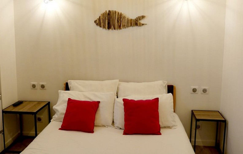 hotel-andernos-les-bains-villa-teranga-chambre-double-fish_2