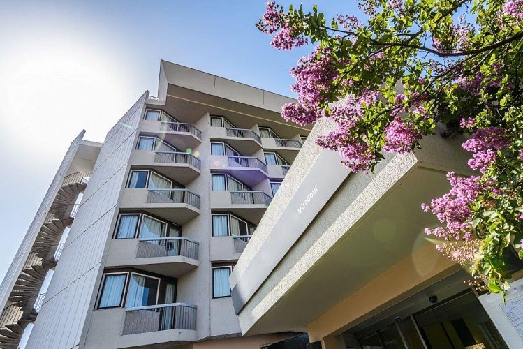 023-®JPEG STUDIOS-Modifier