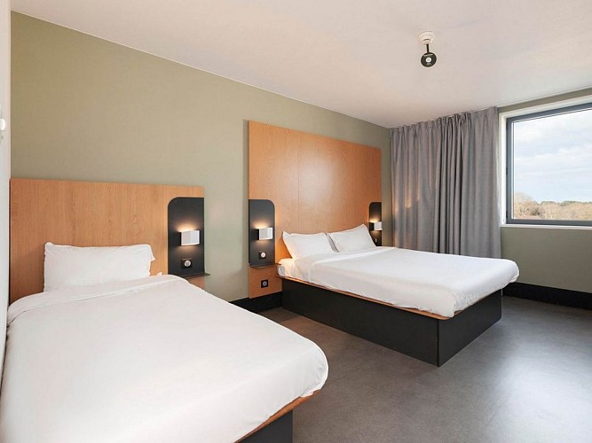 TS2025- HOTEL BNB CHB2