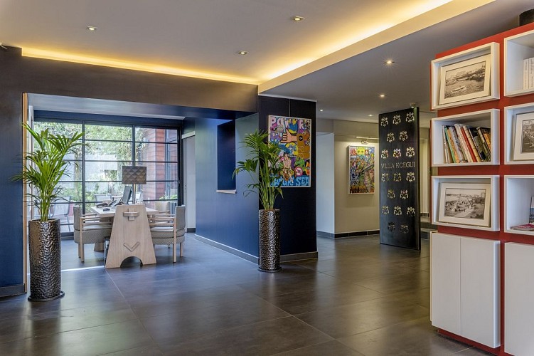 Villa Koegui Reception