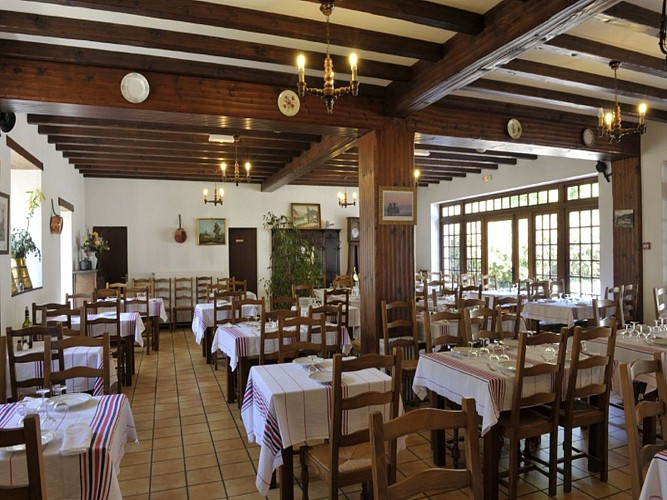 Hôtel Noblia - salle de restaurant - Bidarray