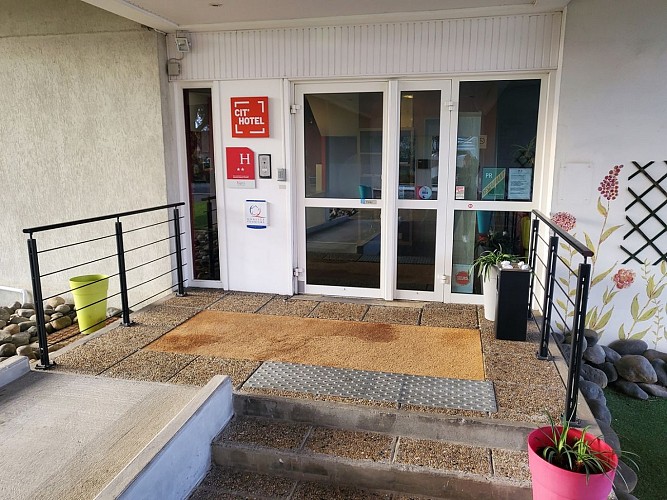 atlantic_hotel_pau_entree_jour