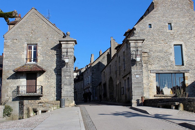 Vézelay, porte du Barle