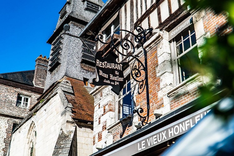 Le Vieux Honfleur - Enseigne