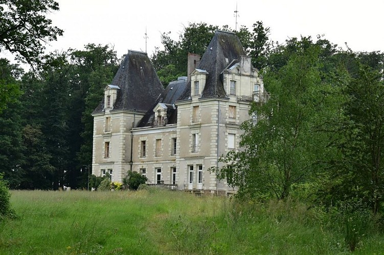Le château de Noirbreuil