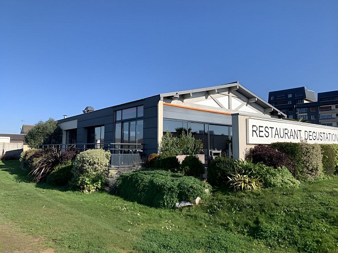 façade-restaurant-ile-benoist