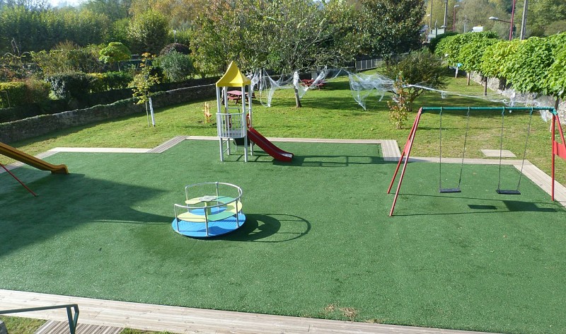 aire-de-jeux-tardets-pays-basque