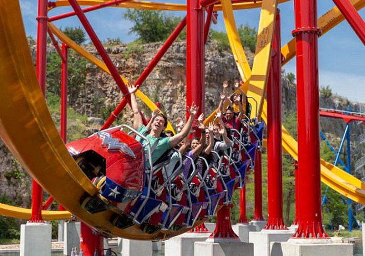 Six Flags Fiesta Texas - Amusement park in San Antonio