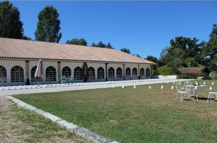 salle-vue-exterieure