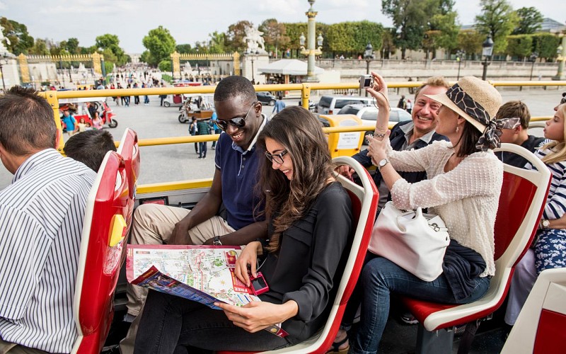 BigBus Paris: 1 or 2 Day Hop-On-Hop-Off Sightseeing Bus Tour