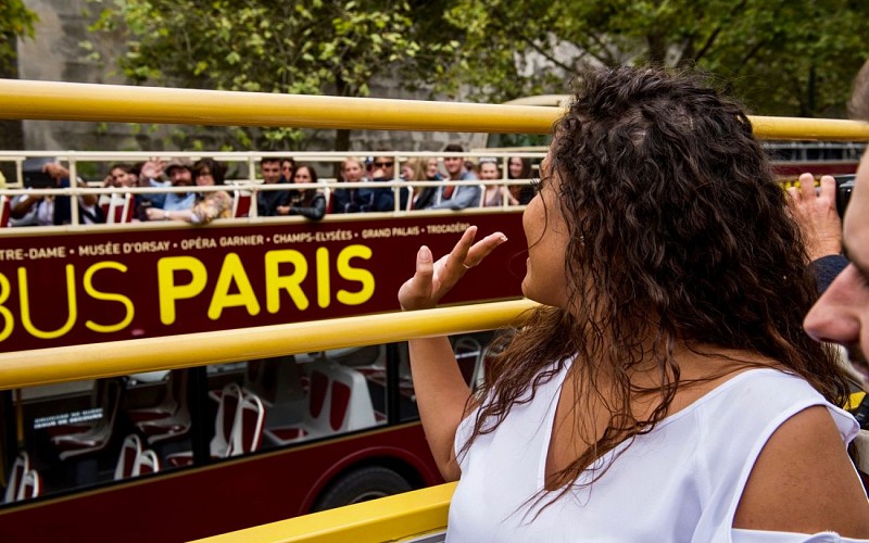 BigBus Paris: 1 or 2 Day Hop-On-Hop-Off Sightseeing Bus Tour