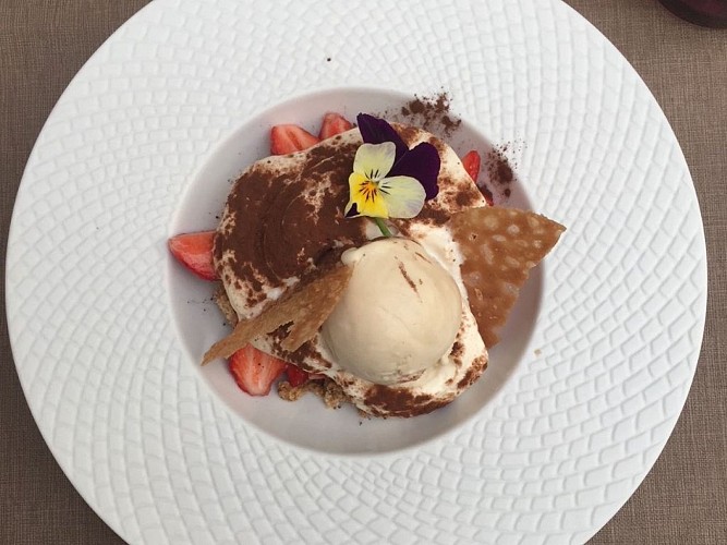 Restaurant hôtel de France Rochechouart (1)